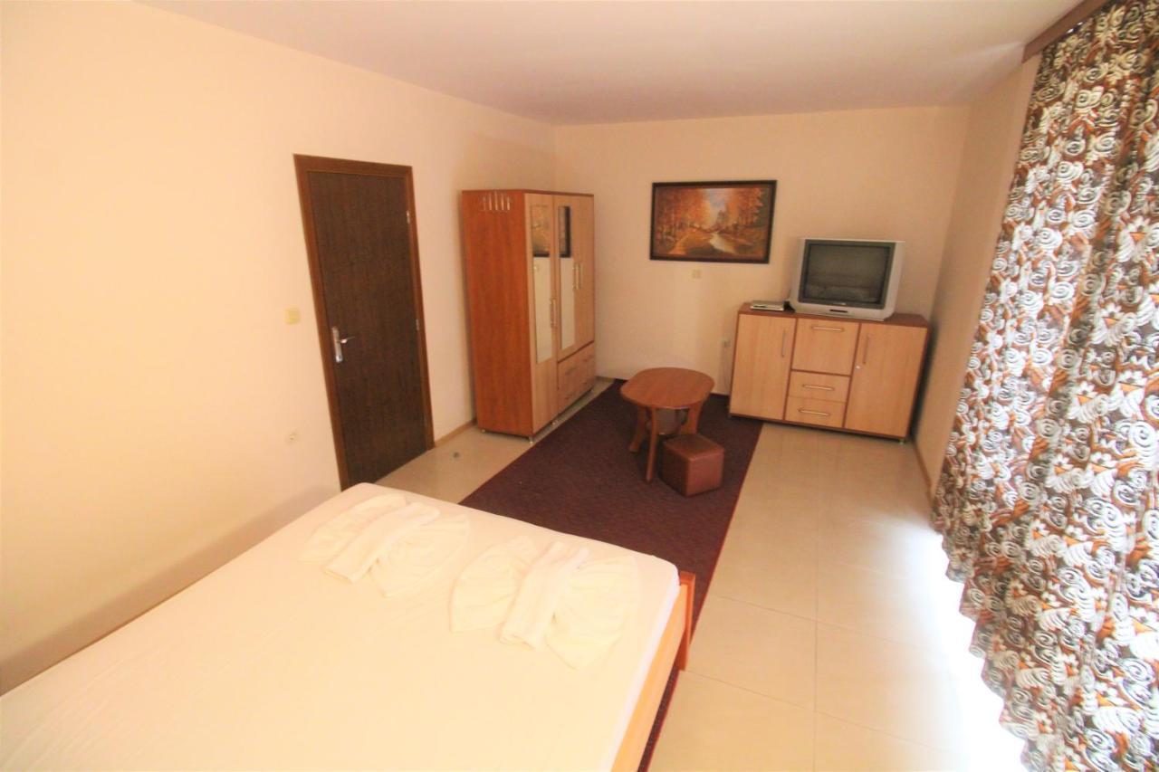 Eden - Menada Apartments Sunny Beach Buitenkant foto